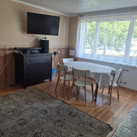 Hubane Kesklinna Korter Kuressaares * Kuressaare